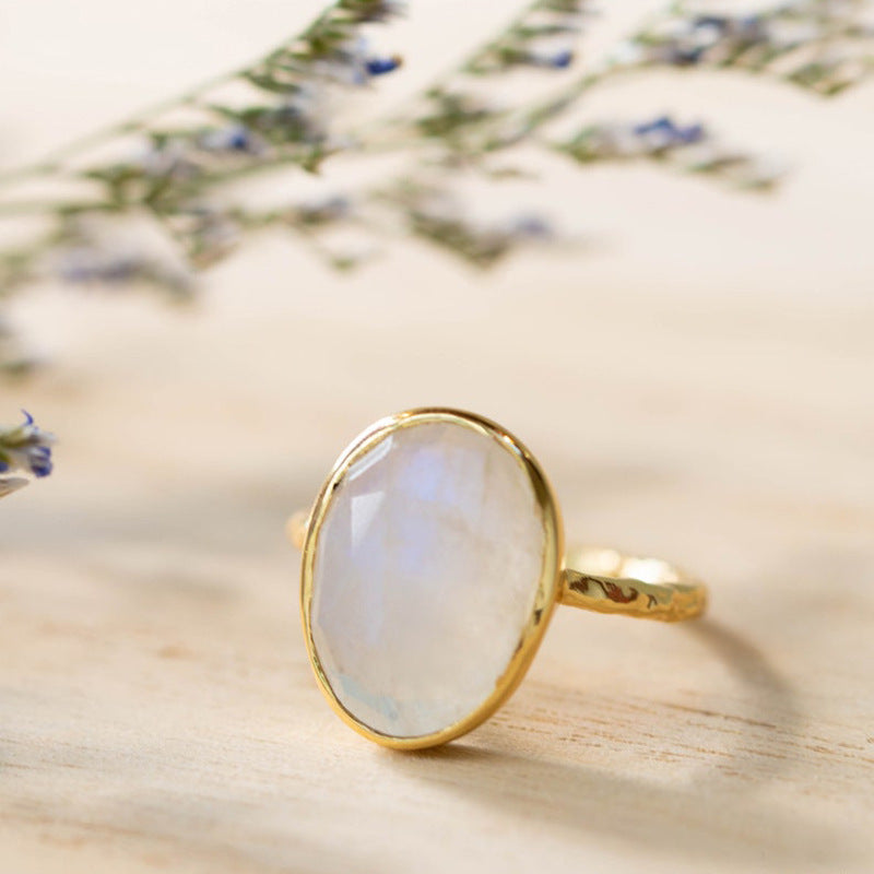 Fashion Inlaid Opal Ring Female Personalized Cold Style