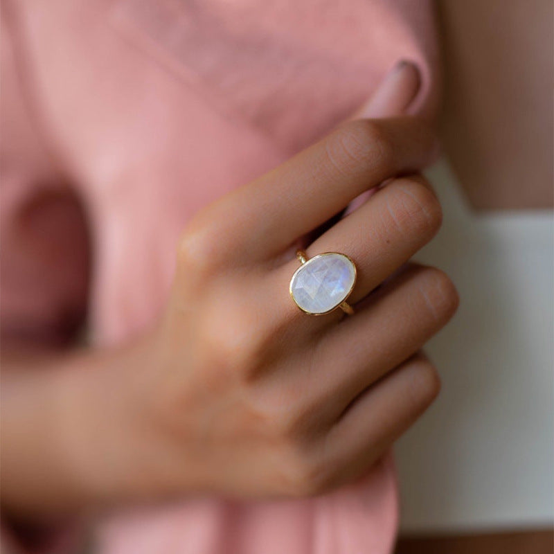 Fashion Inlaid Opal Ring Female Personalized Cold Style